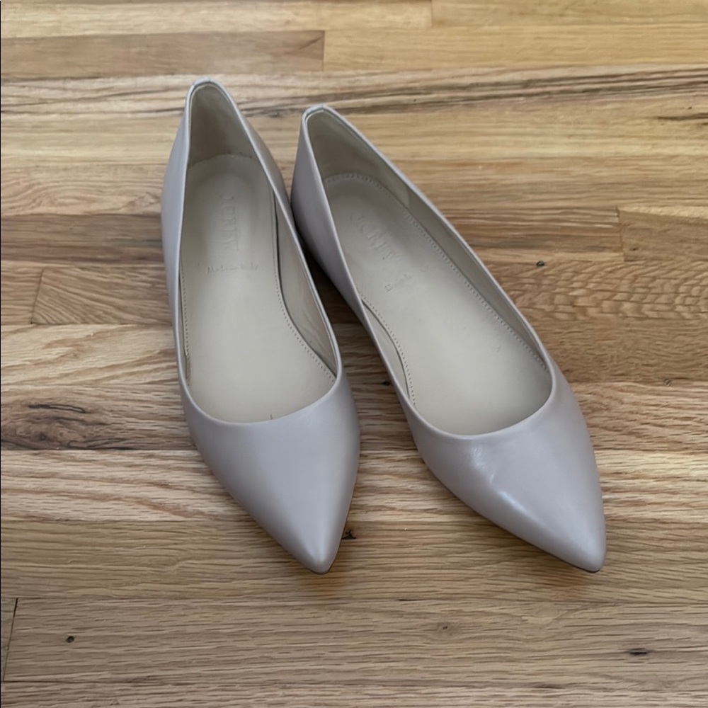 J. Crew Cream Flats Sleek Minimalist Design